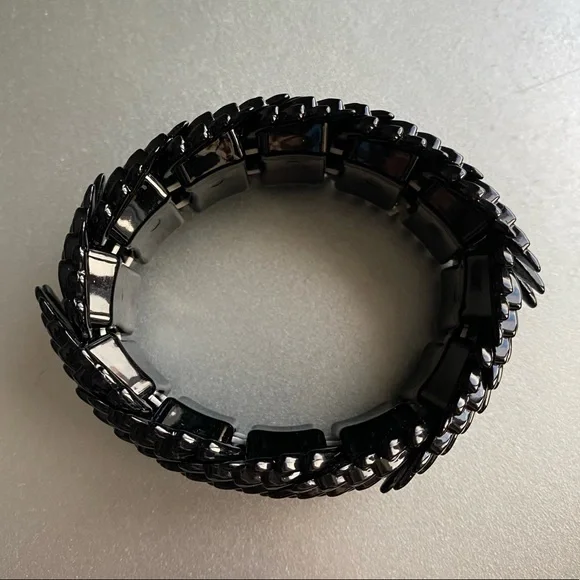 Elastic statement bracelet - Picture 2 of 3